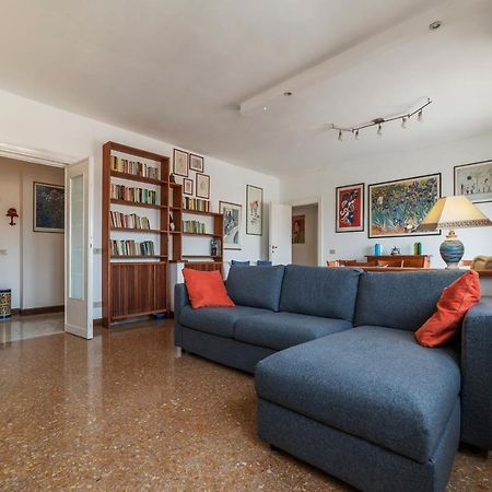 Roomy And Bright Apartment With Terrace Rome Extérieur photo
