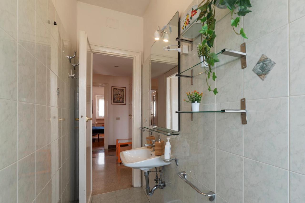 Roomy And Bright Apartment With Terrace Rome Extérieur photo