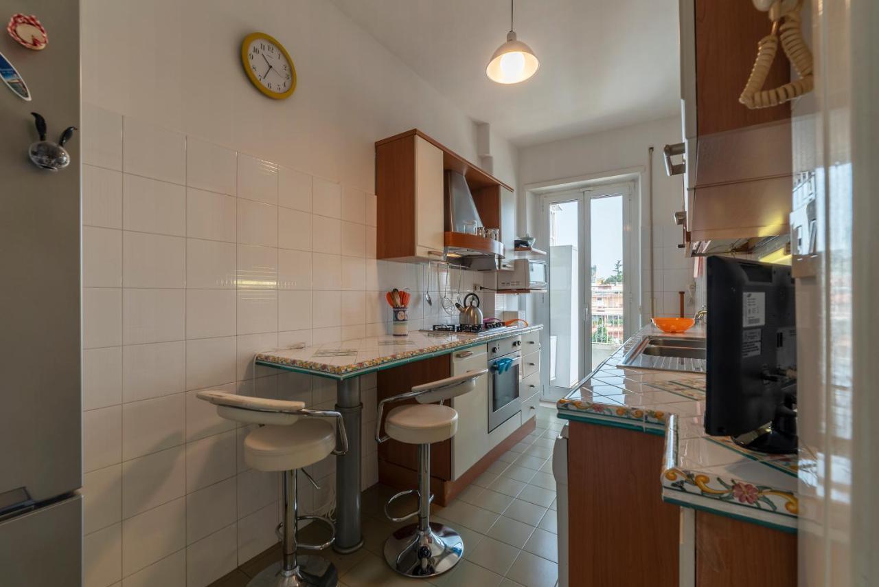Roomy And Bright Apartment With Terrace Rome Extérieur photo