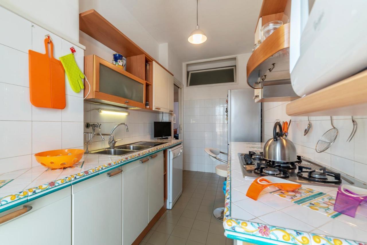 Roomy And Bright Apartment With Terrace Rome Extérieur photo