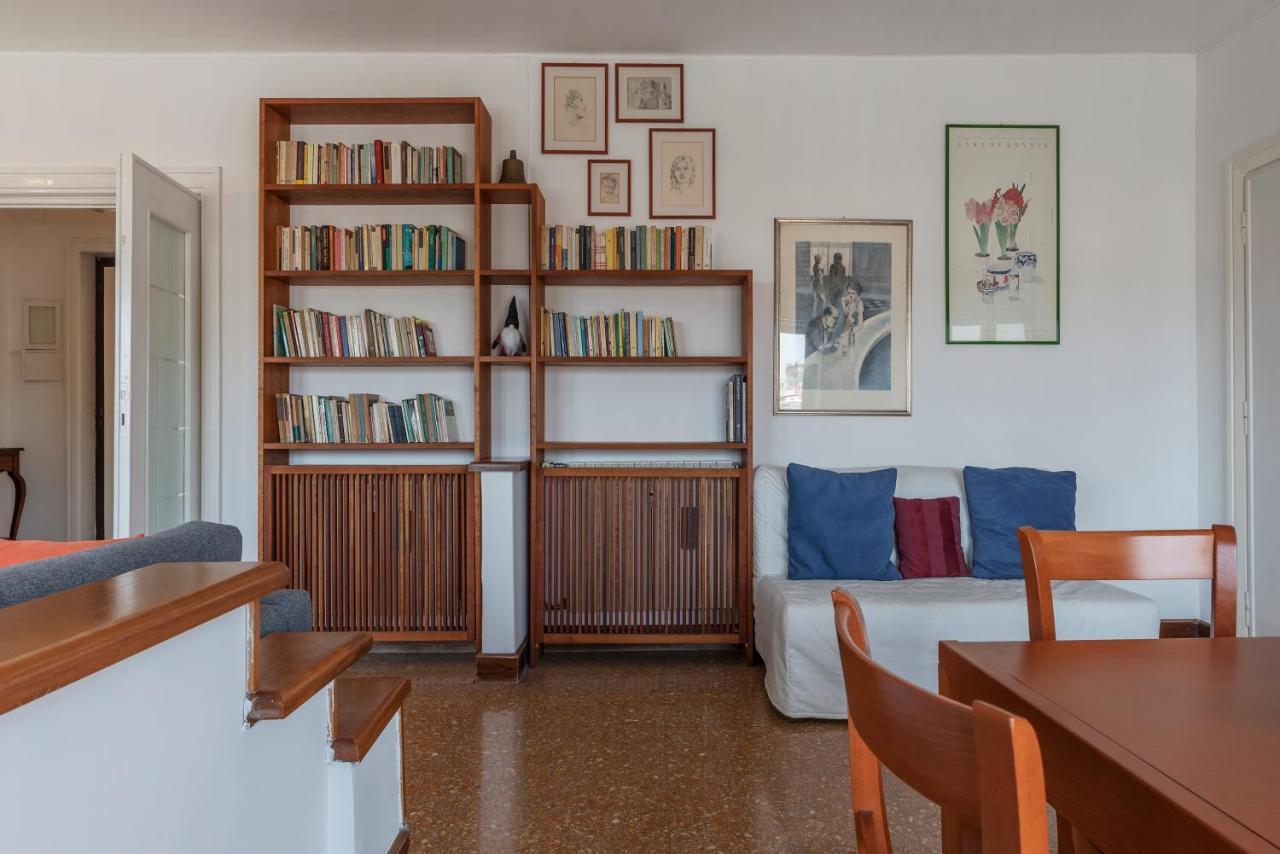 Roomy And Bright Apartment With Terrace Rome Extérieur photo